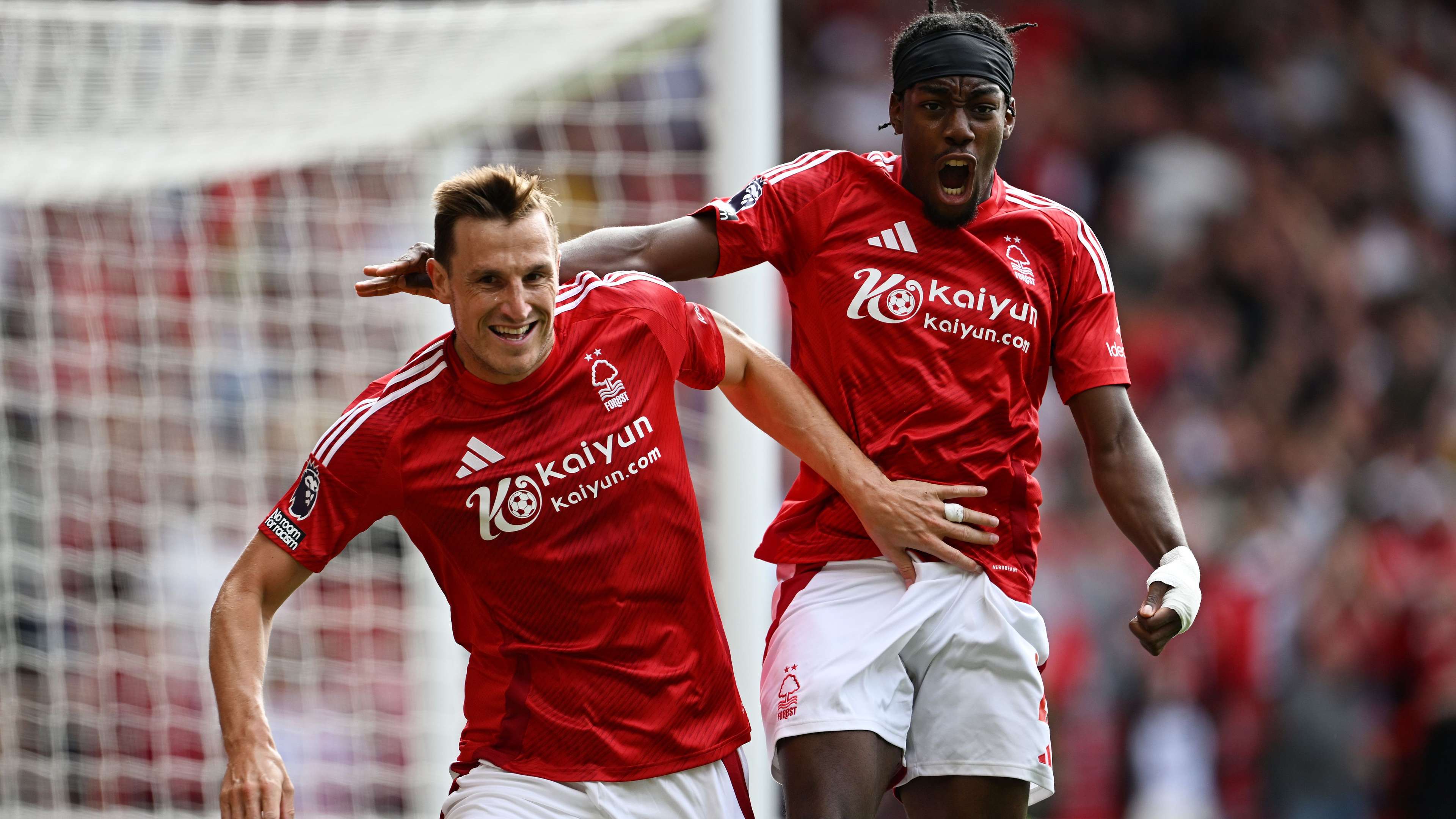 洞和進攻效 洞和進攻效