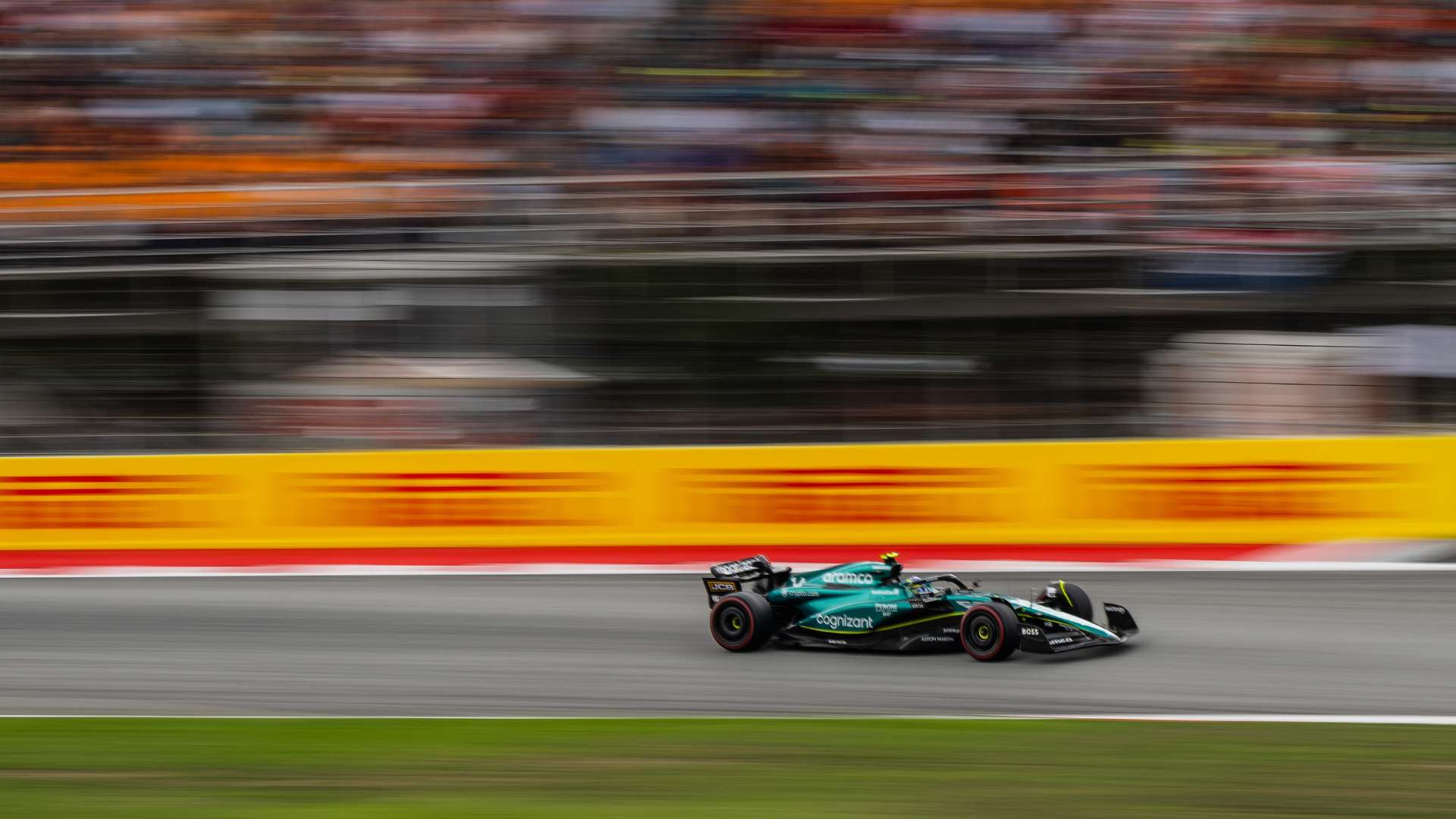 自于他惊人 自于他惊人